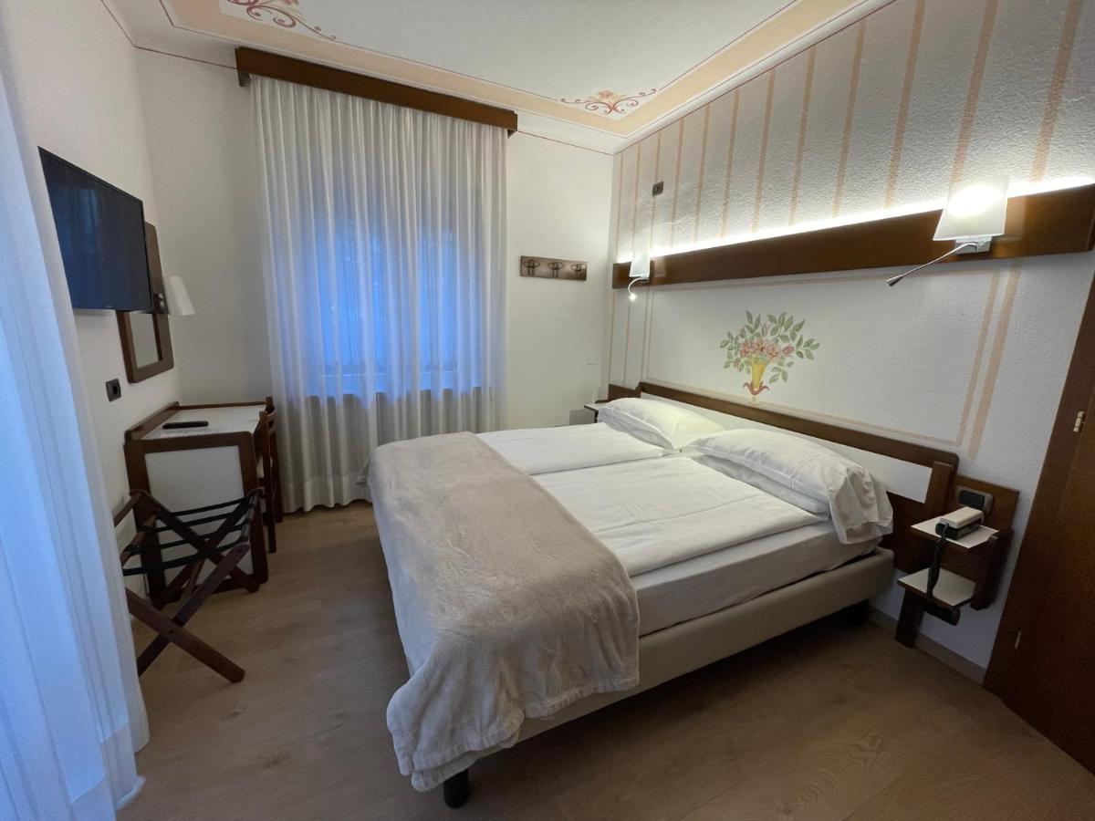 Hotel Miralago Wellness - Adults Only Molveno Eksteriør bilde