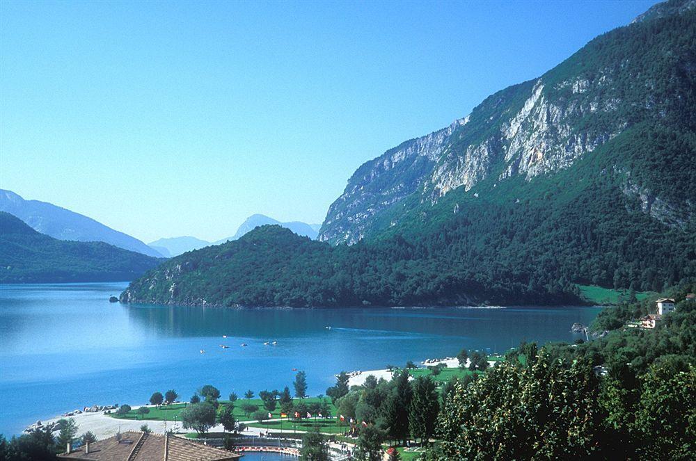 Hotel Miralago Wellness - Adults Only Molveno Eksteriør bilde
