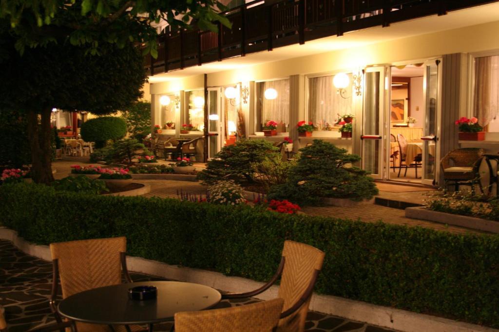 Hotel Miralago Wellness - Adults Only Molveno Eksteriør bilde